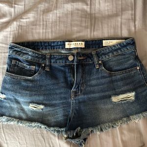 Distressed Denim Shorts // Size 27
